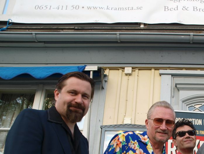 Les om svensk blues, råtøffe og kattemyke Beth Hart og Blues Music Awards i Bluesnews.